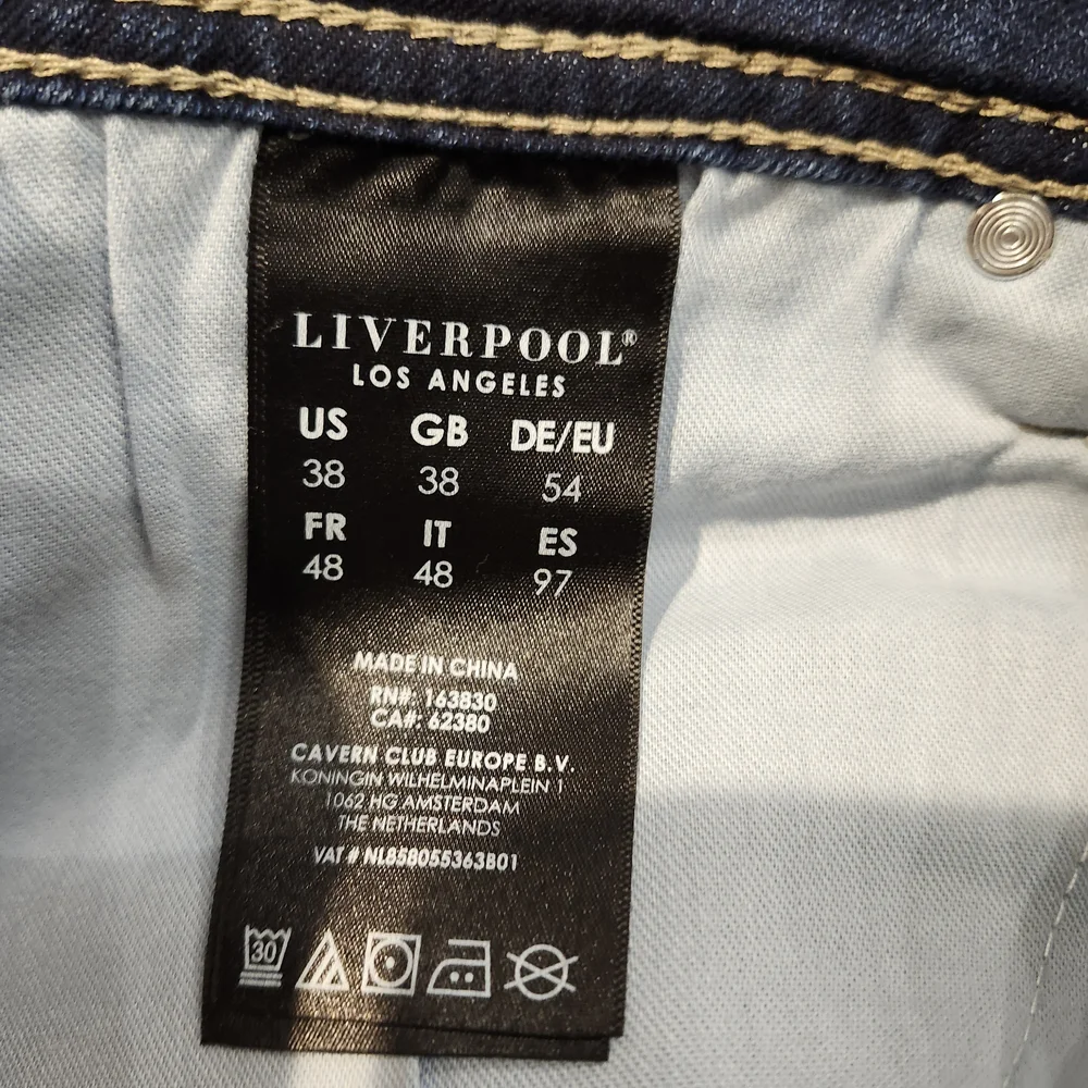 Liverpool modern straight